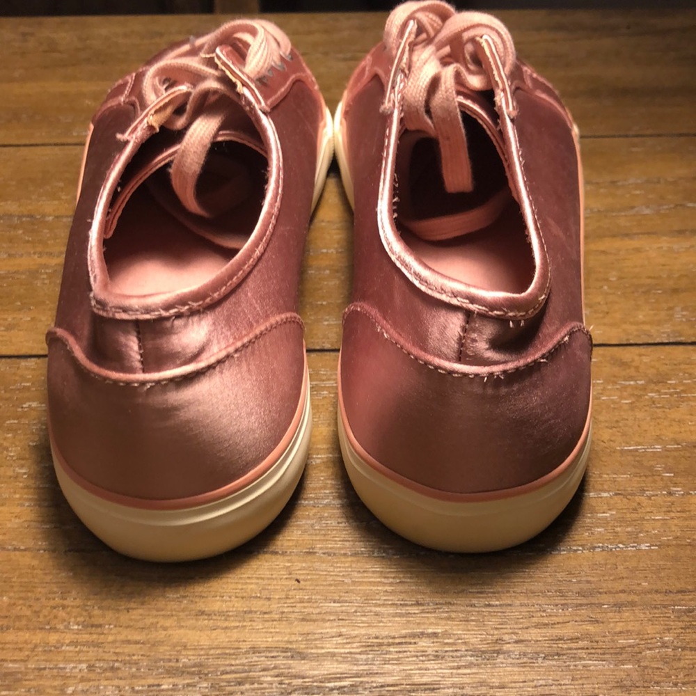 The GAP - Pink Satin Lace Up Fashion Sneakers ladies 9 - Picture 7 of 10